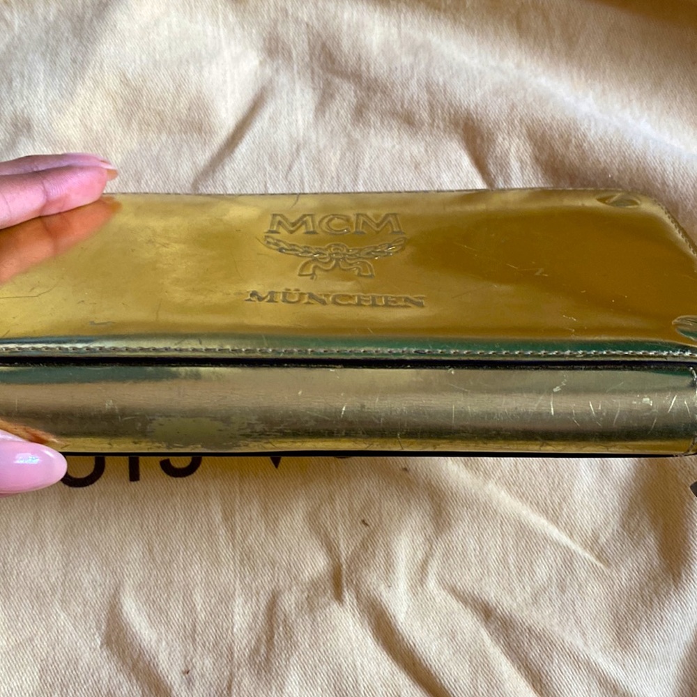 Gold MCM Wallet - Picture 2 of 4